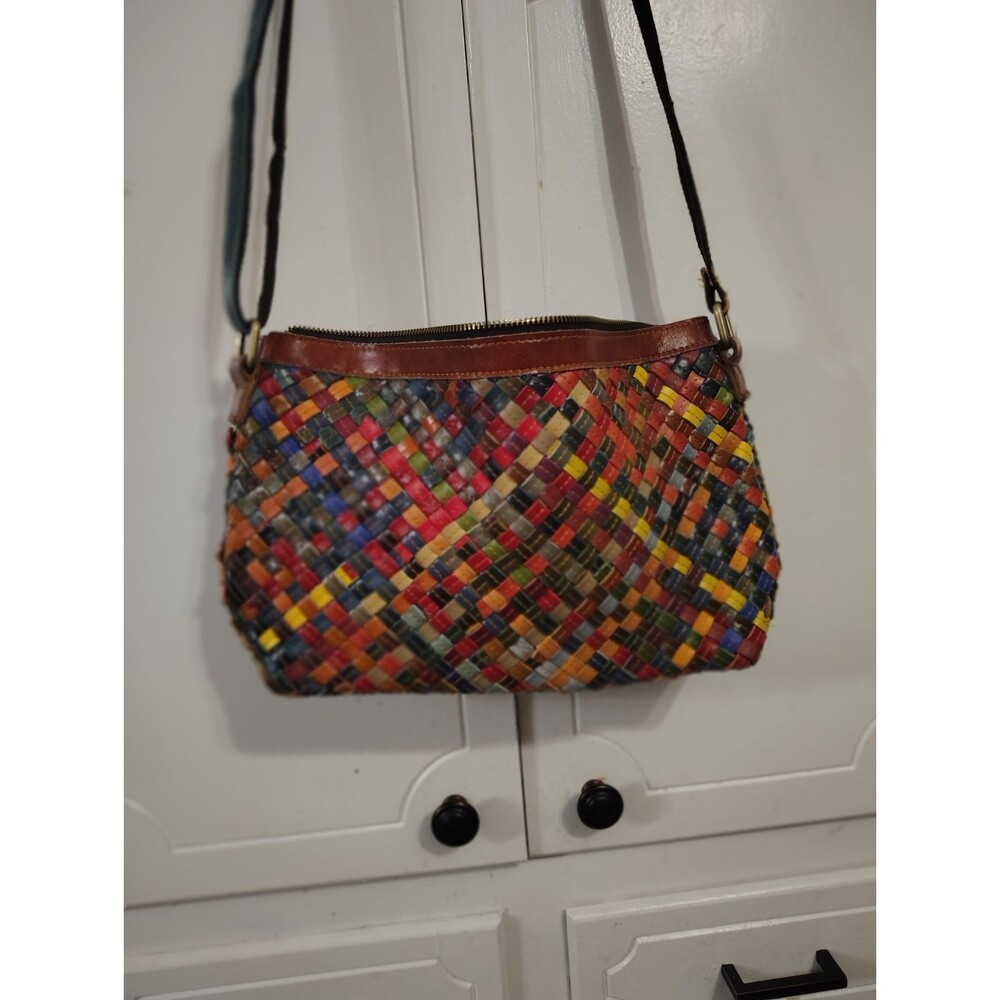 AmeriLeather Colorful Women's Woven Leather Crossbody Handbag Purse - Picture 2 of 9